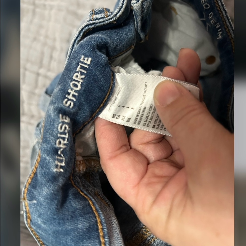 Distressed Denim Shorts - Picture 5 of 5